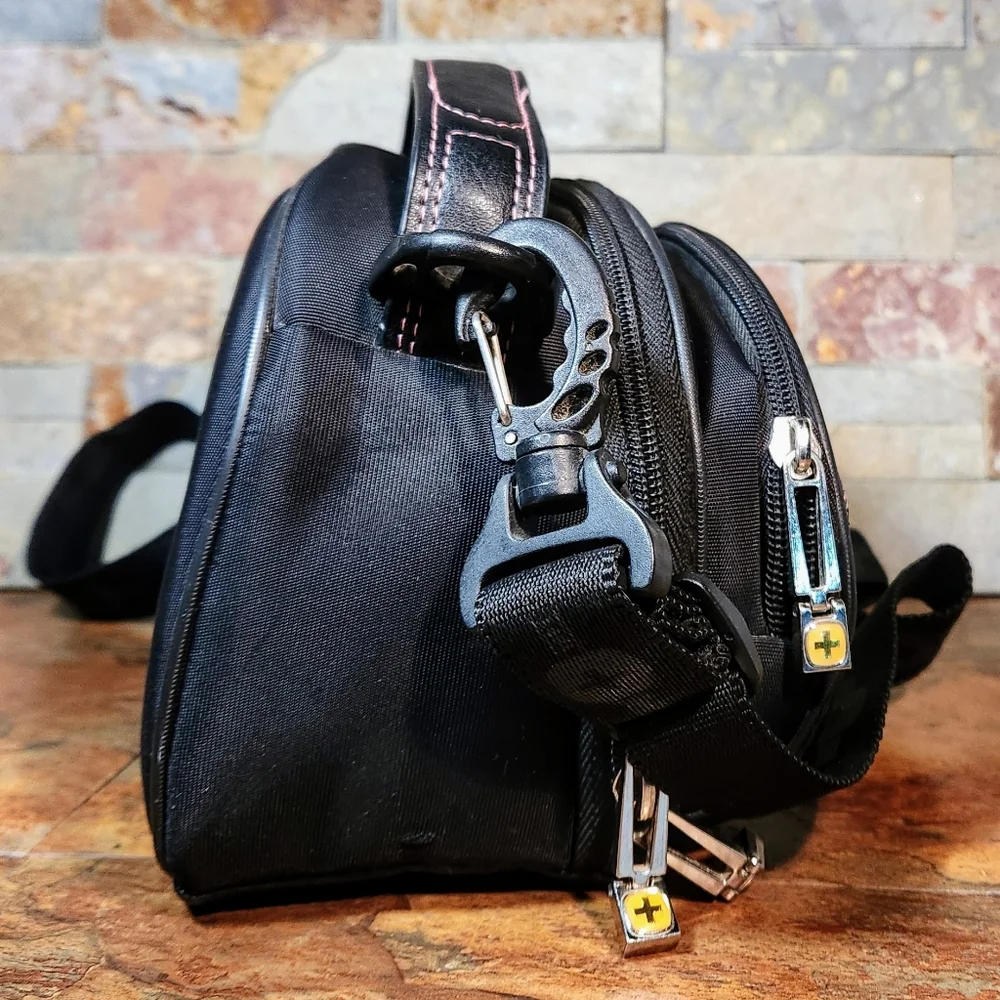 Wenger compact small